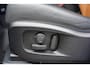 Land Rover Defender 110 P400 110 X-Dynamic HSE / Black & Ivory Leder / 22 Inch