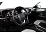 Opel Mokka-e Business Elegance 50-kWh 11kw bl. Airco | Camera | Cruise Control | DAB | Keyless | LED | LMV 17" | PDC V&A | Navi | Stoel-Stuurverwarming |