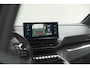 Peugeot 5008 PureTech 130 EAT8 Active Pack Business | 7 Zitplaatsen | Camera | Navigatie | Apple Carplay | Parkeersensoren