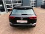 Volkswagen Golf Variant 1.5 eTSI 150pk DSG | Trekhaak | ACC | Stuur- & Stoelverwarming | Navigatie