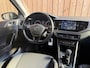 Volkswagen Polo 1.0 TSI Comfortline Business Achteruitrijcamera | Adaptieve cruise control | Apple CarPlay/Android Auto | Climate control | Lichtmetalen velgen | Navigatiesysteem | Parkeersensoren voor en achter
