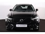 Volvo XC60 T6 Recharge AWD Ultra Dark - Luchtvering - Panorama/schuifdak - IntelliSafe Assist & Surround - 360º Camera - Harman/Kardon audio - Adaptieve LED koplampen - Verwarmde voorstoelen, stuur & achterbank - Parkeersensoren voor & achter - Elektr. bedienb. voorstoelen met geheugen - Head up display - Draadloze tel. lader - Extra getint glas - Inklapbare trekhaak - 20' LMV