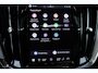 Volvo V60 T8 Plug-in hybrid AWD Plus Dark | Panoramadak | Trekhaak | Verwarmbare voorstoelen, achterbank en stuurwiel | 360 graden camera | Head-up display | Premium audio by Harman Kardon | Keyless