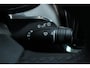 Volvo V60 T8 Plug-in hybrid AWD Plus Dark | Panoramadak | Trekhaak | Verwarmbare voorstoelen, achterbank en stuurwiel | 360 graden camera | Head-up display | Premium audio by Harman Kardon | Keyless