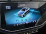 Mercedes-Benz E-klasse 300 e Business Solution AMG | Premium pakket | Winterpakket | Nightpakket | Leder pakket | USB–pakket Plus | Trekhaak | Panoramaschuifdak | 360° camera | Burmester® 4D surround sound | GUARD 360° | 20-inch multispaaks AMG velgen |