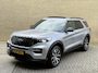Ford Explorer 3.0 V6 EcoBoost PHEV ST-Line | Trekhaak afneembaar | Dealeronderhouden | 7-persoons | Panoramadak | Lederen bekleding | 360 camera | Adaptieve cruise | Lane assist | Stoelverwarming&koeling | Stuurverwarming | Navigatie | Apple CarPlay | Bang&Olufsen | Elektrische achterklep | Full-LED | DAB | Keyless | Volledig onderhouden