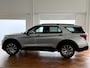 Ford Explorer 3.0 V6 EcoBoost PHEV ST-Line | 7-persoons | Trekhaak afneembaar | Dealeronderhouden | Panoramadak | Lederen bekleding | 360 camera | Adaptieve cruise | Lane assist | Stoelverwarming&koeling | Stuurverwarming | Navigatie | Apple CarPlay | Bang&Olufsen | Elektrische achterklep | Full-LED | DAB | Keyless | Volledig onderhouden