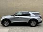 Ford Explorer 3.0 V6 EcoBoost PHEV ST-Line | Trekhaak afneembaar | Dealeronderhouden | 7-persoons | Panoramadak | Lederen bekleding | 360 camera | Adaptieve cruise | Lane assist | Stoelverwarming&koeling | Stuurverwarming | Navigatie | Apple CarPlay | Bang&Olufsen | Elektrische achterklep | Full-LED | DAB | Keyless | Volledig onderhouden