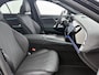 Mercedes-Benz E-klasse 300 e Business Solution AMG | Premium pakket | Winterpakket | Nightpakket | Leder pakket | USB–pakket Plus | Trekhaak | Panoramaschuifdak | Burmester® 4D surround sound | 360° camera | GUARD 360° | 20-inch multispaaks AMG velgen |
