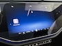 Mercedes-Benz E-klasse 300 e Business Solution AMG | Premium pakket | Winterpakket | Nightpakket | Leder pakket | USB–pakket Plus | Trekhaak | Panoramaschuifdak | Burmester® 4D surround sound | 360° camera | GUARD 360° | 20-inch multispaaks AMG velgen |