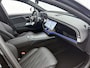 Mercedes-Benz E-klasse 300 e Business Solution AMG | Premium pakket | Winterpakket | Nightpakket | Leder pakket | USB–pakket Plus | Trekhaak | Panoramaschuifdak | Burmester® 4D surround sound | 360° camera | GUARD 360° | 20-inch multispaaks AMG velgen |