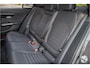 Mercedes-Benz C-klasse 180 AMG Line, Origineel NL, 360 Camera, Memory, Augmented Reality, Leder, Keyless, Sfeerverlichting.