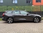 Volvo V60 2.0 B3 Essential grijs 2022 1EIG|LED|NAVI|NAP