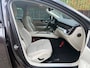 Volvo V60 2.0 B3 Essential grijs 2022 1EIG|LED|NAVI|NAP