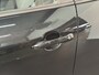 Toyota Yaris Cross 1.5 Hybrid Dynamic Limited | Parkeersensoren voor - en achter | Dodehoek detectie | Apple Carplay |