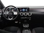 Mercedes-Benz A-klasse 200 Business Solution AMG | Panoramadak | Night pakket | Stoelverwarming | Apple carplay |
