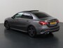 Mercedes-Benz A-klasse 200 Business Solution AMG | Panoramadak | Night pakket | Stoelverwarming | Apple carplay |