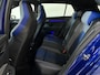 Volkswagen Golf 2.0 TSI R 4Motion, Pano, Akra, HK Audio, HUD