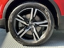 Volvo XC40 1.5 T5 Twin Engine R-Design PHEV, Automaat, Unieke KM-Stand / Trekhaak semi elektrisch wegklapbaar, Stuur-en stoelverwarming / Memory seats / 360 graden camera / Panorama dak / 19" wielen