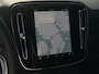 Volvo XC40 Single Motor Extended Range Plus 82 kWh Automaat, Stuur- en Stoel verwarming Elektrische stoelen met geheugen, Zwart dak, Stoelverlenging beide voorstoelen, Sage greenmetallic