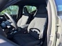 Volvo XC40 Single Motor Extended Range Plus 82 kWh Automaat, Stuur- en Stoel verwarming Elektrische stoelen met geheugen, Zwart dak, Stoelverlenging beide voorstoelen, Sage greenmetallic