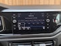 Volkswagen Polo 1.0 TSI Highline R-line Apple CarPlay/Android Auto | Achteruitrijcamera | Adaptieve cruise control | Climate control | DAB ontvanger | Digitale cockpit | Getint glas | Stoelverwarming | Parkeersensoren voor en achter