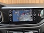 Volkswagen Polo 1.0 TSI Highline R-line Apple CarPlay/Android Auto | Achteruitrijcamera | Adaptieve cruise control | Climate control | DAB ontvanger | Digitale cockpit | Getint glas | Stoelverwarming | Parkeersensoren voor en achter