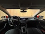 Volkswagen Polo 1.0 TSI Highline R-line Apple CarPlay/Android Auto | Achteruitrijcamera | Adaptieve cruise control | Climate control | DAB ontvanger | Digitale cockpit | Getint glas | Stoelverwarming | Parkeersensoren voor en achter