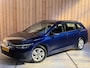 Volkswagen Golf Variant 1.0 TSI Life Achteruitrijcamera | Apple CarPlay/Android Auto | Adaptieve cruise control | Climate control | LED verlichting | Navigatiesysteem | Parkeersensoren voor en achter