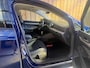 Volkswagen Golf Variant 1.0 TSI Life Achteruitrijcamera | Apple CarPlay/Android Auto | Adaptieve cruise control | Climate control | LED verlichting | Navigatiesysteem | Parkeersensoren voor en achter