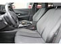 Peugeot e-2008 EV Allure Pack 50 kWh, 360 camera, Carplay, 3 Fase, Navi, Cruise, Lane Assist, Rijklaarprijs incl. garantie.