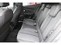 Peugeot e-2008 EV Allure Pack 50 kWh, 360 camera, Carplay, 3 Fase, Navi, Cruise, Lane Assist, Rijklaarprijs incl. garantie.