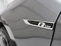 Volkswagen Golf 1.5 TSI Highline Business R | Adaptive cruise | Stoelverwarming | Climate control | Navigatie | Carplay | Virtueel dashboard | Park assist | Trekhaak | 17" velgen