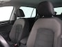 Volkswagen Golf 1.5 TSI Highline Business R | Adaptive cruise | Stoelverwarming | Climate control | Navigatie | Carplay | Virtueel dashboard | Park assist | Trekhaak | 17" velgen