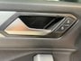 Volkswagen T-Roc 1.0 TSI Life Business Achteruitrijcamera | Apple CarPlay/Android Auto | Adaptieve cruise control | Climate control | DAB ontvangst | Digitale cockpit | LED koplampen | Voorstoelen verwarmd | Parkeersensoren voor en achter