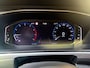 Volkswagen T-Roc 1.0 TSI Life Business Achteruitrijcamera | Apple CarPlay/Android Auto | Adaptieve cruise control | Climate control | DAB ontvangst | Digitale cockpit | LED koplampen | Voorstoelen verwarmd | Parkeersensoren voor en achter