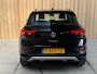 Volkswagen T-Roc 1.0 TSI Life Business Achteruitrijcamera | Apple CarPlay/Android Auto | Adaptieve cruise control | Climate control | DAB ontvangst | Digitale cockpit | LED koplampen | Voorstoelen verwarmd | Parkeersensoren voor en achter