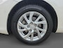 Toyota Auris 1.8 Hybrid Business | 1e Eigenaar | Panoramadak | Trekhaak | Achteruitrijcamera | Stoelverwarming | Dealer onderhouden | 12 maanden garantie! |