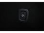 Volvo V60 B3 Momentum Advantage - Parkeercamera achter - Parkeersensoren voor & achter - Styling Pack - R-Design Grille - Cruise control - Inklapbare trekhaak - 19' LMV