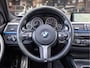 BMW 3-Serie 318i M Sport *Schuif/Kantel | Alcantara | LED | Groot scherm | Cruise | Keyless | Navi | Clima | 18" LM | Parkeersensoren | Bluetooth*