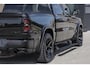 Dodge Ram WIDE BODY | BLACK ON BLACK | PREMIUM EDITION | HUD | LUCHTVERING | PANO DAK | PASSAGIERS DISPLAY | BREDE WIELEN | CREW CAB | DUBBELE CABINE | 5 PERSOONS | DC | HULK PACK | BOM VOL |