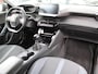 Peugeot 2008 1.2 PureTech Allure | Navi / Camera / Climate