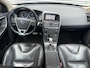 Volvo XC60 2.0 T5 R-Design l Pano l Trekhaak l Leder l Xenon l ACC l BLIS l