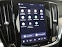 Volvo V60 T8 AWD Plus Dark | Trekhaak | Panoramadak | HUD | 360° Camera |