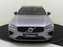 Volvo V60 T8 AWD Plus Dark | Trekhaak | Panoramadak | HUD | 360° Camera |