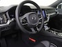 Volvo V60 T8 AWD Plus Dark | Trekhaak | Panoramadak | HUD | 360° Camera |