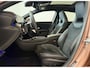 Mercedes-Benz A-klasse 250 e AMG Line Rose Gold - Panorama - Memory - HuD - 360