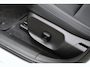 Volvo EX30 Single Motor Extended Range Plus 69 kWh | Google Navigatie | Stoel-/Stuurwielverwarming | Elektrisch verstelbare voorstoelen | Harman Kardon Soundbar | Keyless | Apple Carplay | Elektrische Achterklep | Parkeercamera Achter | Adaptieve Cruise Control | BLIS |