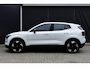 Volvo EX30 Single Motor Extended Range Plus 69 kWh | Google Navigatie | Stoel-/Stuurwielverwarming | Elektrisch verstelbare voorstoelen | Harman Kardon Soundbar | Keyless | Apple Carplay | Elektrische Achterklep | Parkeercamera Achter | Adaptieve Cruise Control | BLIS |