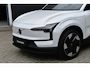 Volvo EX30 Single Motor Extended Range Plus 69 kWh | Google Navigatie | Stoel-/Stuurwielverwarming | Elektrisch verstelbare voorstoelen | Harman Kardon Soundbar | Keyless | Apple Carplay | Elektrische Achterklep | Parkeercamera Achter | Adaptieve Cruise Control | BLIS |